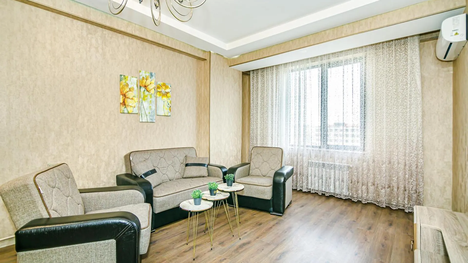 Boulevard Side Apartment Baku 0*,