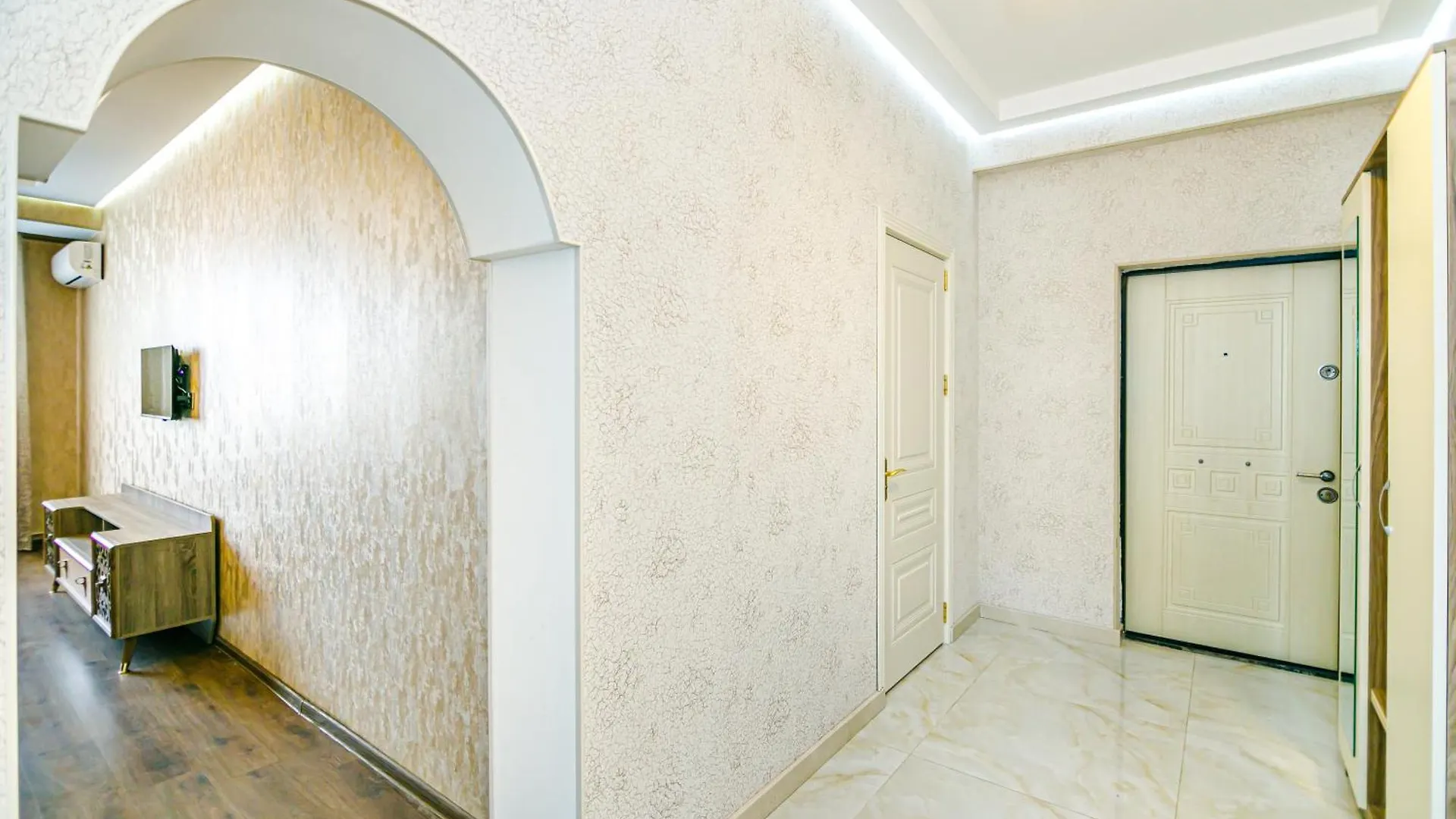 Boulevard Side Apartment Baku