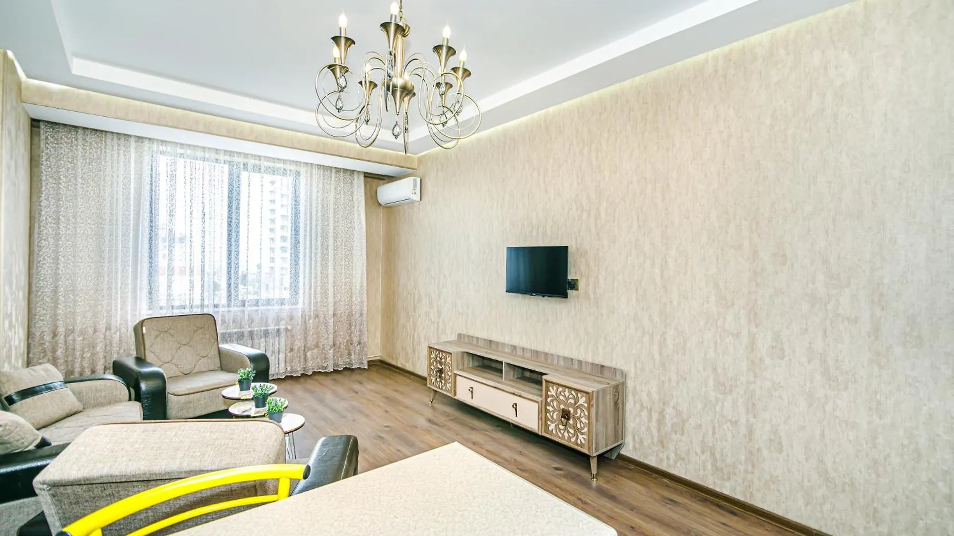 Boulevard Side Apartment Baku